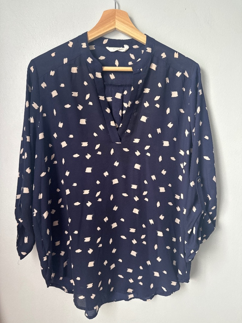 LUSH navy taupe three-quarter length sleeve blouse